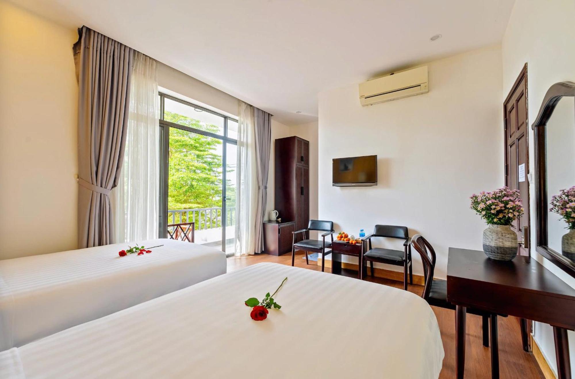 Serene Riverside Hotel Hoi An Exterior foto